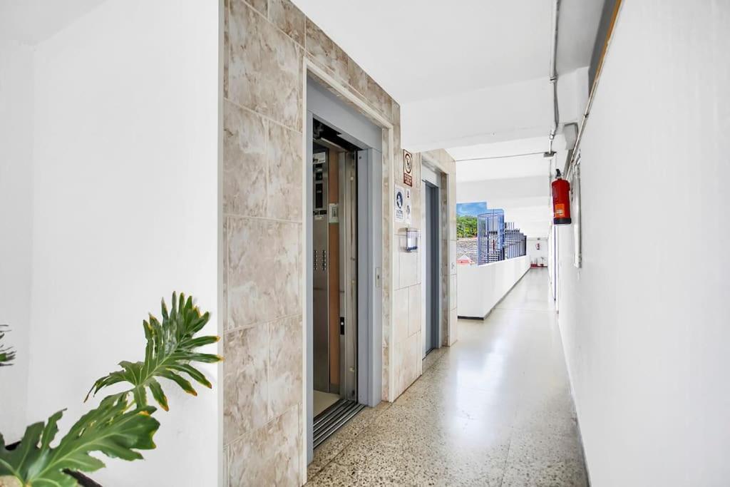 Alexander Apartment Playa De Las Americas מראה חיצוני תמונה