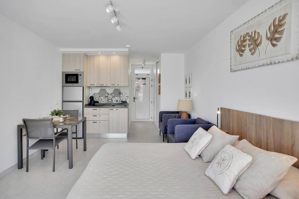 Alexander Apartment Playa De Las Americas מראה חיצוני תמונה