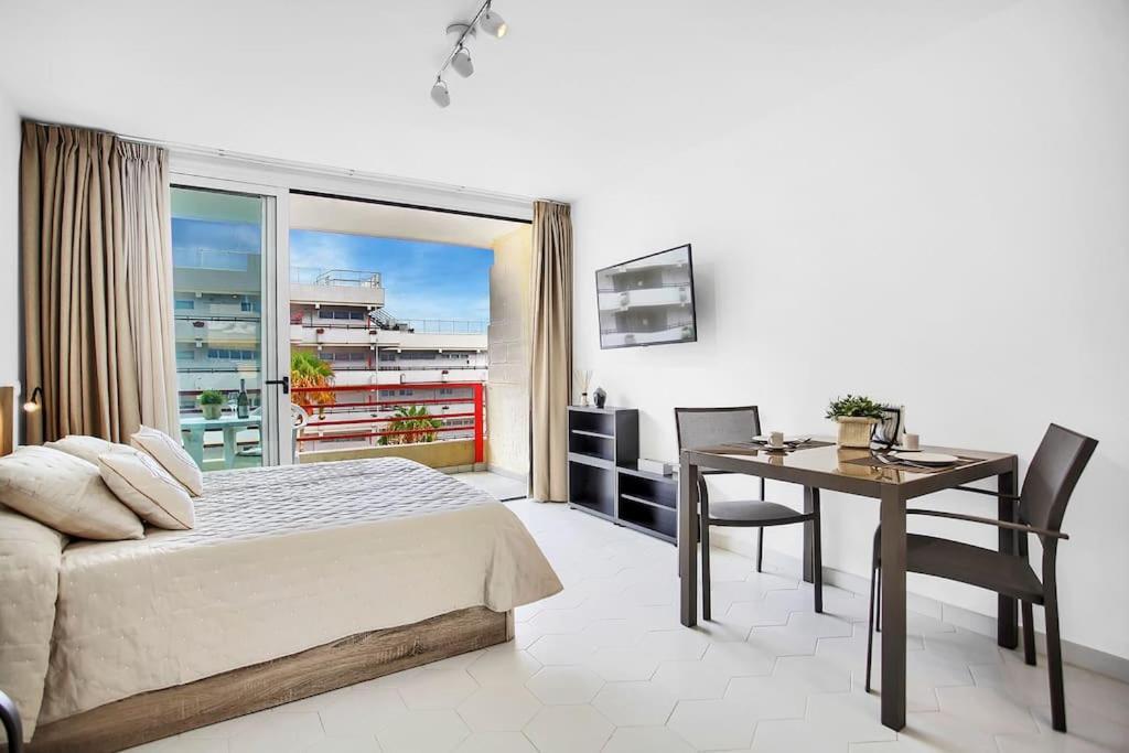 Alexander Apartment Playa De Las Americas מראה חיצוני תמונה