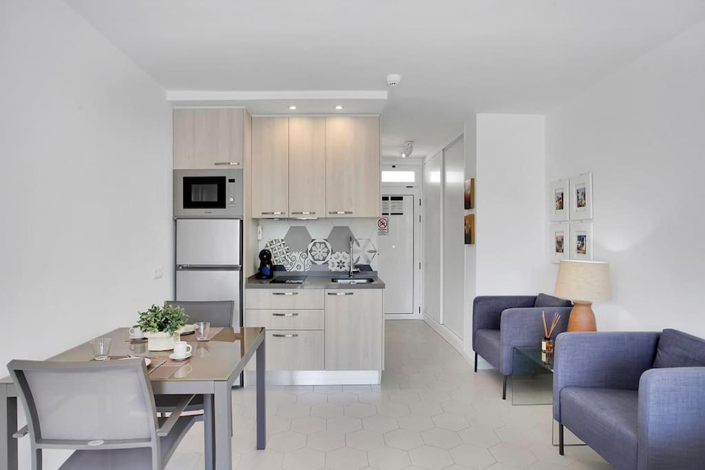 Alexander Apartment Playa De Las Americas מראה חיצוני תמונה