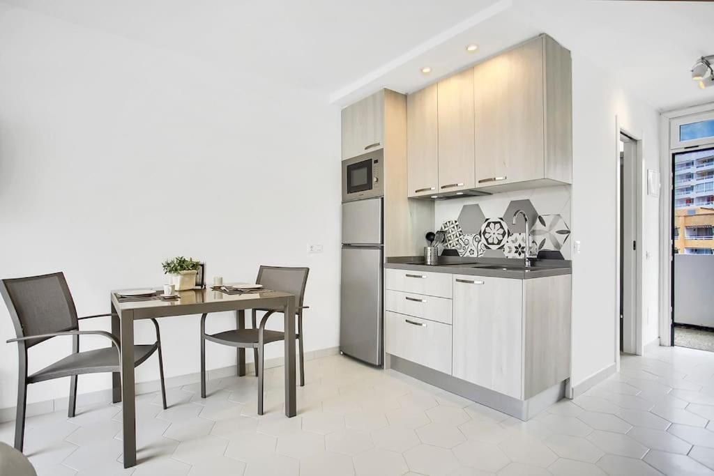 Alexander Apartment Playa De Las Americas מראה חיצוני תמונה